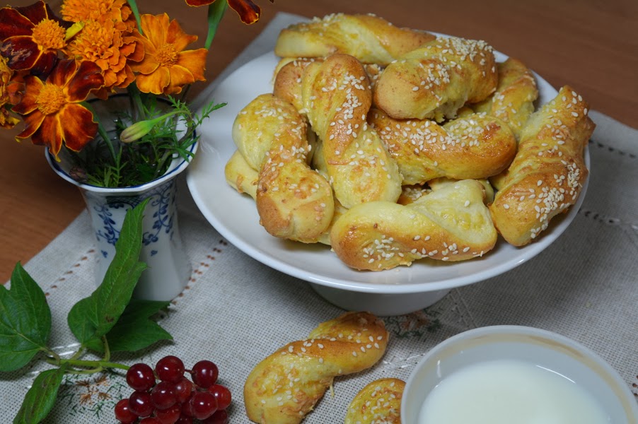 Ягодные манники. Оладьи со сметаной. Пышные кабачковые оладьи на кефире. Аладьина кефире. Оладьи на кефире.