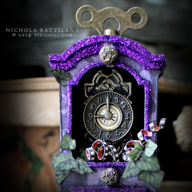 Hallowe'en in Wonderland Clock #G45DarkSide Nichola Battilana