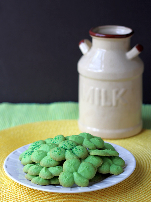 17 Spritz Cookie Recipes - Cookie press kit Giveaway with OXO