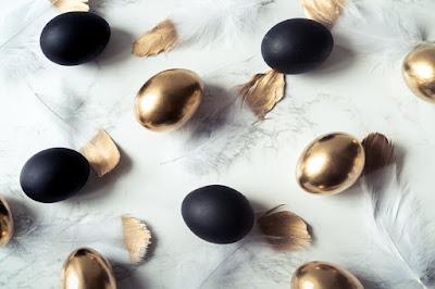 Matte and shiny Easter Eggs Matte and shiny Easter Eggs