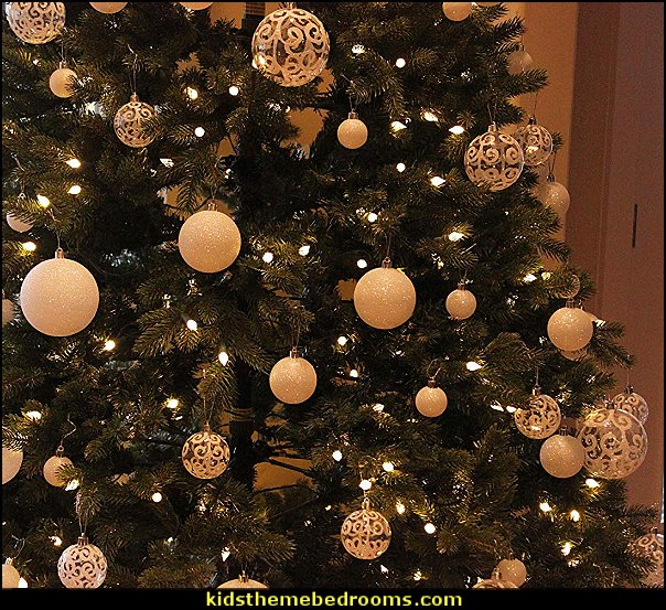 Transparent Swirl Christmas Tree Ball Ornaments, White skiing Christmas ornaments - ski decorations - ski Christmas ornaments - decorating Ski Snowboard themed Christmas tree - Winter Holiday - Skis - Ice Skates - snow sled - winter theme decorations ski theme - ski party decorations - Winter Party Decorations - party props - stocking stuffers - gifts for skiers - Snowflake and Icicle Ornaments Transparent Swirl Christmas Tree Ball Ornaments, White skiing Christmas ornaments - ski decorations - ski Christmas ornaments - decorating Ski Snowboard themed Christmas tree - Winter Holiday - Skis - Ice Skates - snow sled - winter theme decorations ski theme - ski party decorations - Winter Party Decorations - party props - stocking stuffers - gifts for skiers - Snowflake and Icicle Ornaments