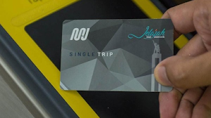 Tarif MRT mulai 3000 sampai 13000 Berikut daftar tarif per tujuan stasiun.