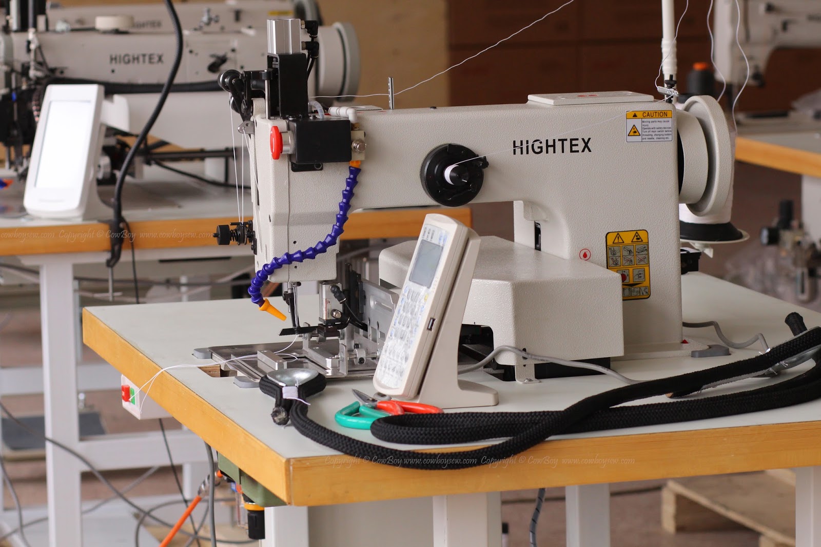 Heavy duty industrial sewing machines Automatic sewing machine to make