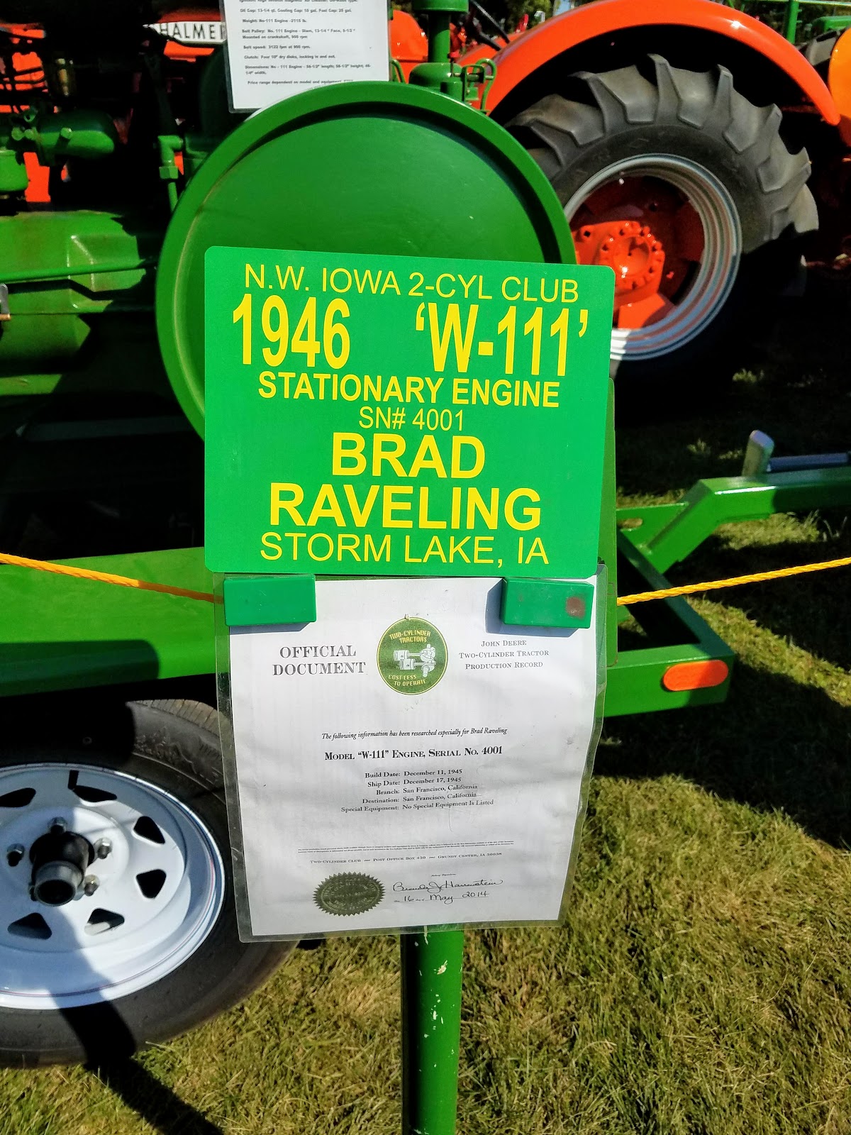 History and Culture by Bicycle Spencer, Iowa 2018 Clay County Fair, 1946 John Deere W111, 09