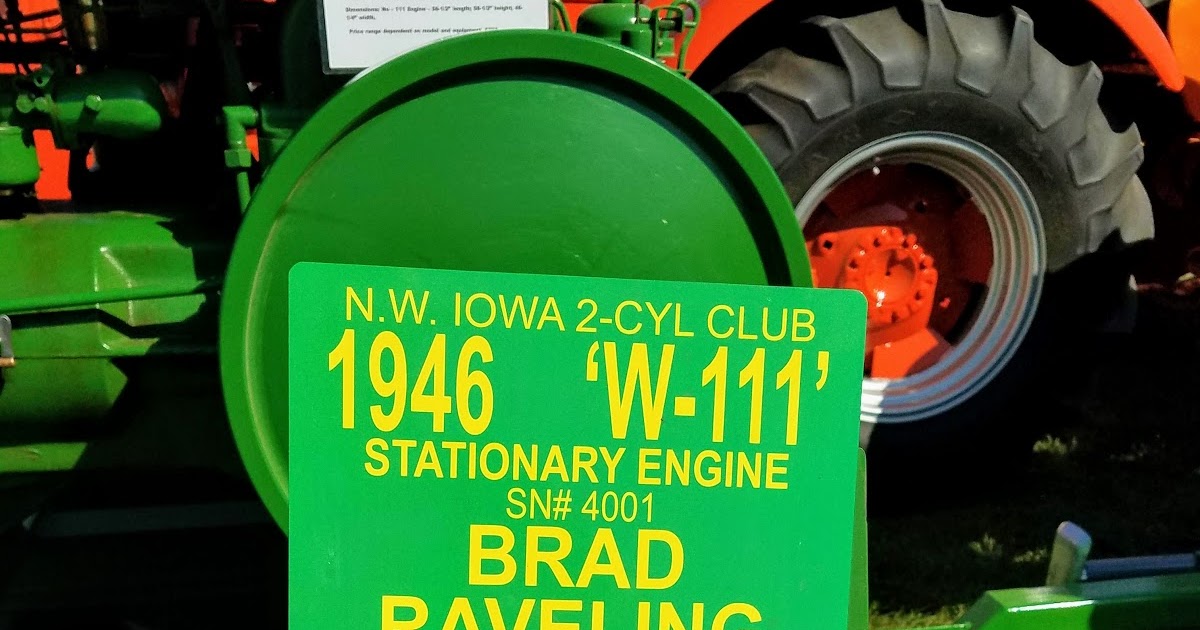 History and Culture by Bicycle Spencer, Iowa 2018 Clay County Fair, 1946 John Deere W111, 09