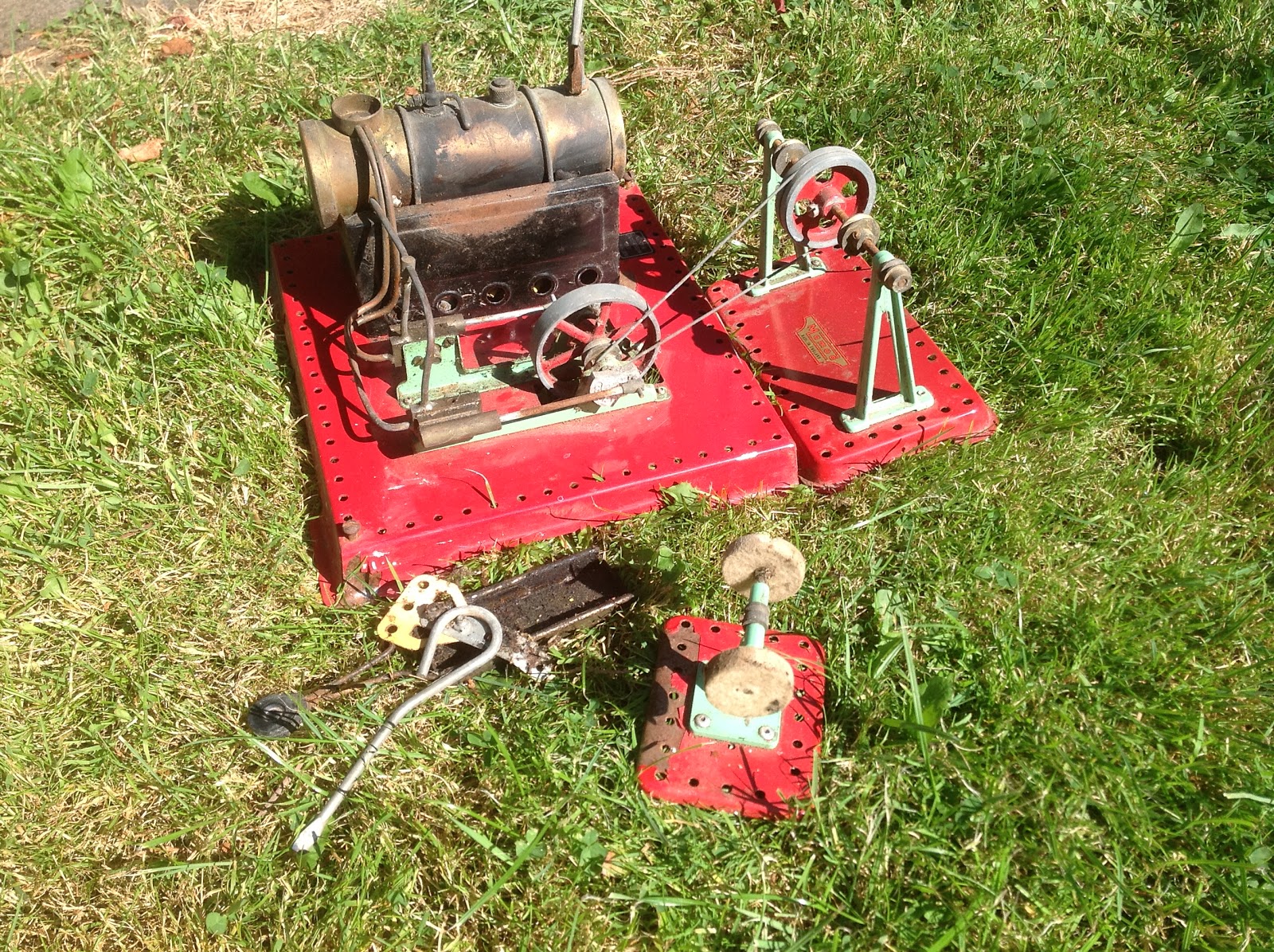 Restoring Mamod Steam Engines: A Mamod SE3 Stationary Steam Engine To