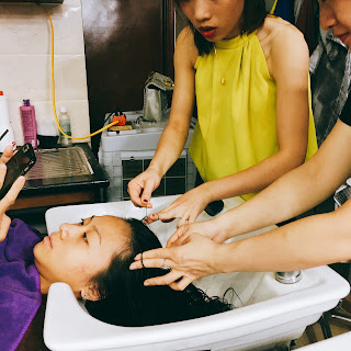 Trung tâm đào tạo cắt tóc gội đầu Korigami tham gia khắc phục khủng hoảng kinh tế 