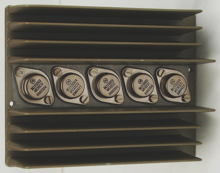 Connecting Two or More Transistors in Parallel