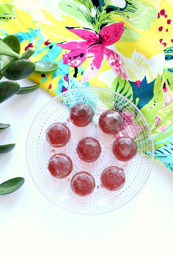 Easy Homemade Gummy Candies, with NO Added Sugar | Dans le Lakehouse