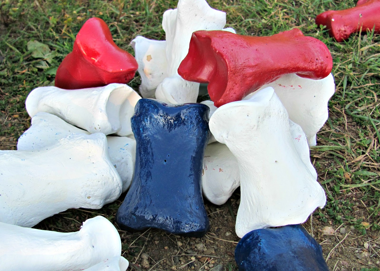 Tails From The Dark Side Dem bones, dem bones, dem dry bones Tails From The Dark Side Dem bones, dem bones, dem dry bones