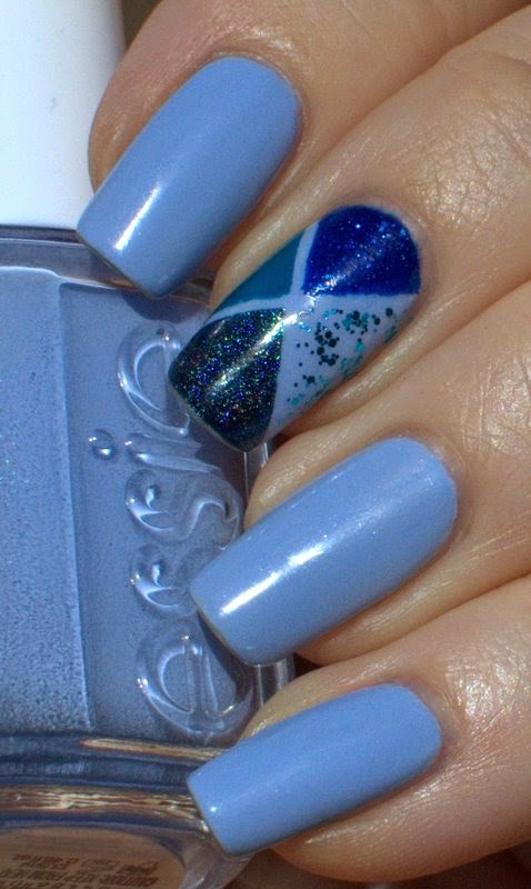 Essie Bikini So Teeny with Girly Bits Blue Eyed Lawyer, Lilypad Lacquer Deep Blue Seeing, Essence Bonnie and Picture Polish Splash