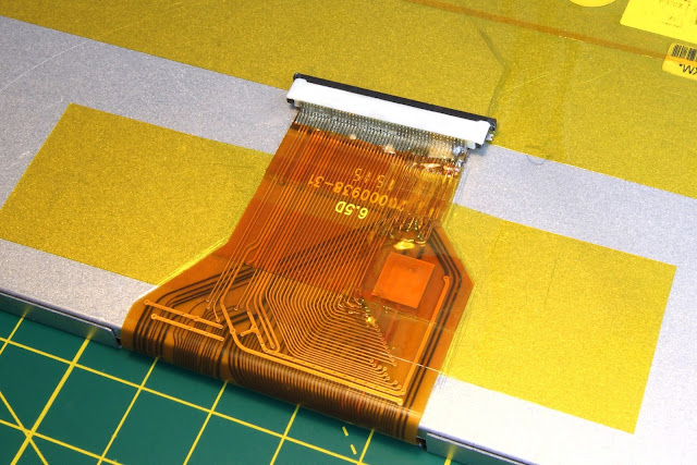 be careful with FFCs like this, they're easily damaged