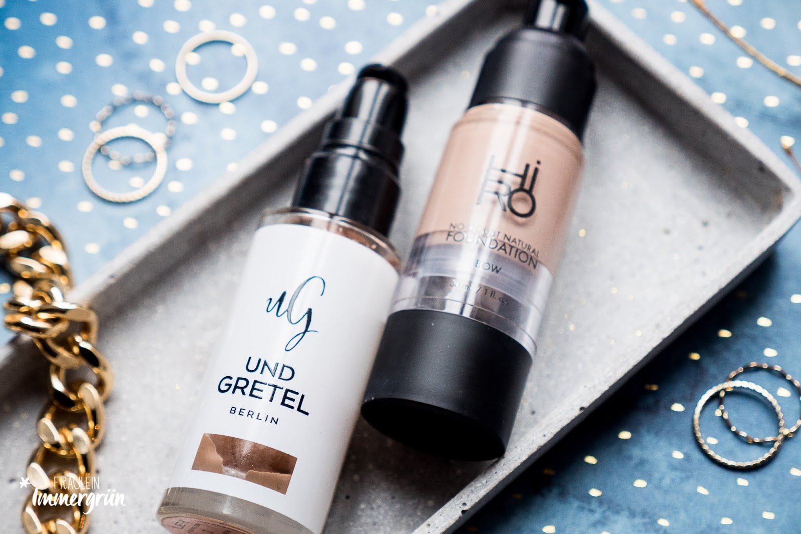 Foundations im Vergleich: Perfekter Teint mit Und Gretels Foundation Lieth und Hiro Cosmetics No Doubt Foundation – vegan, Naturkosmetik, kein Alkohol Foundations im Vergleich: Perfekter Teint mit Und Gretels Foundation Lieth und Hiro Cosmetics No Doubt Foundation – vegan, Naturkosmetik, kein Alkohol