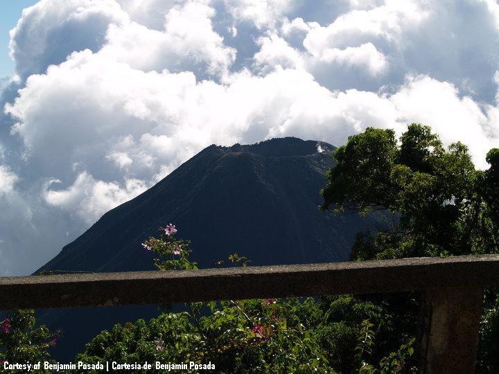 ARMENIA, SONSONATE, EL SALVADOR PANORAMA DE EL VOLCAN DE IZALCO