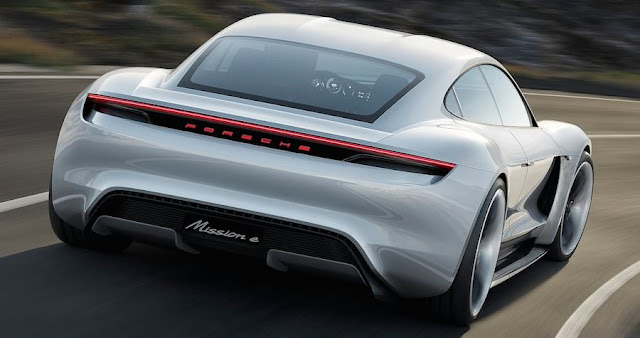 15分の充電で400キロ走れるポルシェの電気自動車コンセプト「ミッション E」
