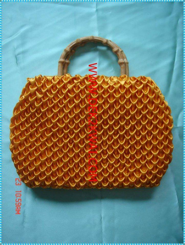 Tina's handicraft : 50 capitone desings bags & cushions