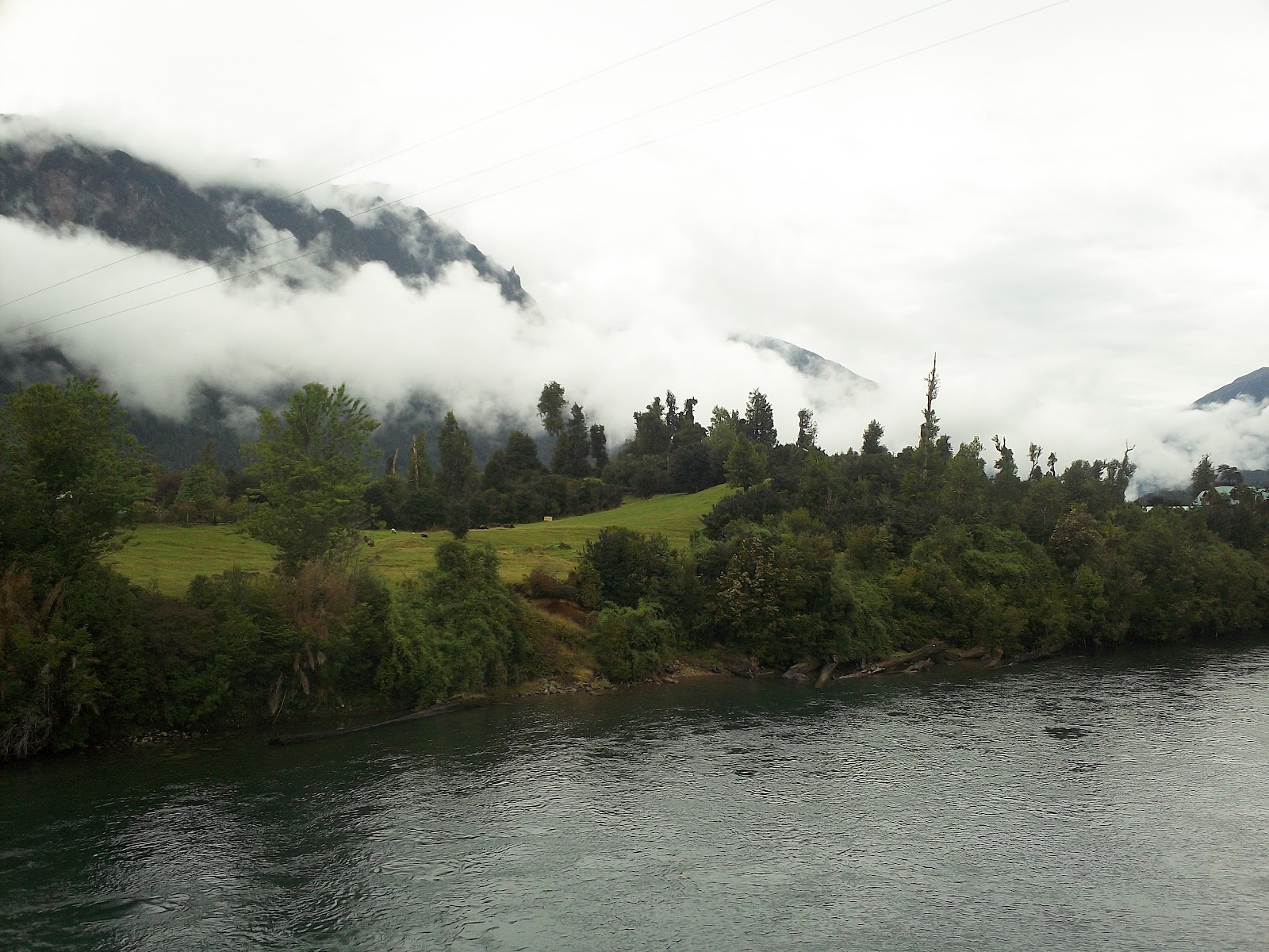 Fly fishing Chile Lago Rosselot , Rio Rosselot , laguna Negra.