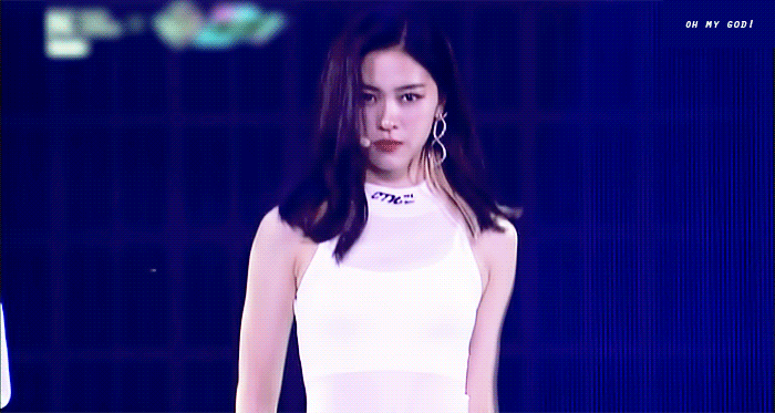 취향저격하던 날의 있지 ITZY 류진 분위기 모음.jpgif | 인스티즈