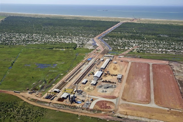 Resultado de imagem para CONSTRUCAO PORTO ILHEUS