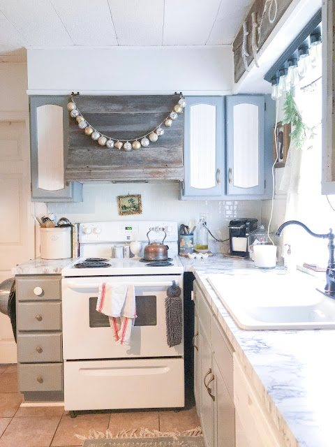 Kitchen counter top makeover with contact paper