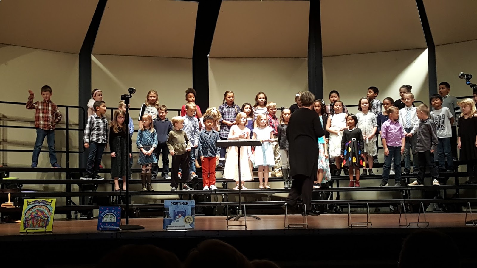 A Pocket for Charlotte little stories Sing Me a Story