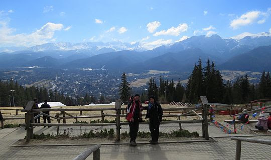 Tatry z tarasu widokowego pod Gubałzzerią. Tatry z tarasu widokowego pod Gubałzzerią.