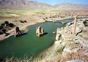 Está se secando o rio Eufrates