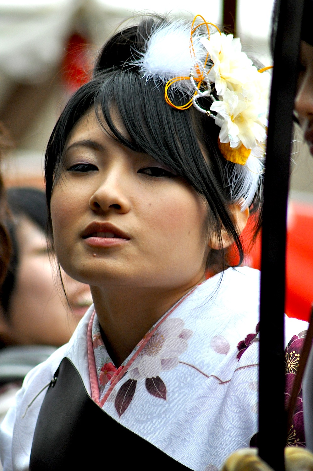 Toshiya - Pretty Japanese Girls in Kimono doing Kyudo (Japanese Archery