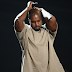 Aparentemente, Kanye West acabou de ser hospitalizado à força