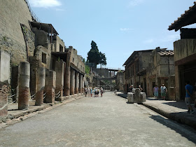 The ruins at Ercolano are better preserved than at its more famous neighbour Pompeii