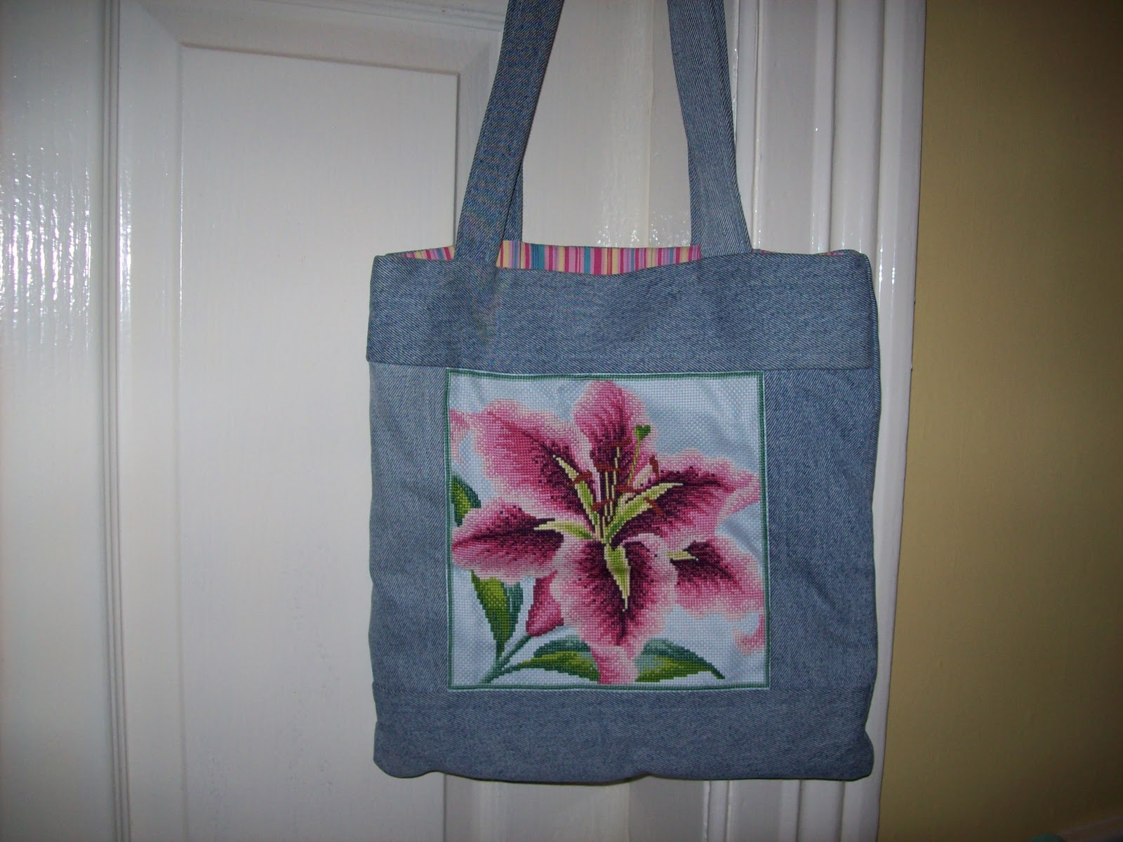 Hippywitch crafts Cross stitch bags.