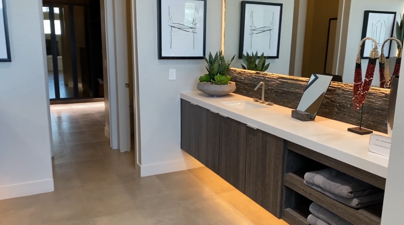 25 Photos vs. Summerlin Nevada Guard Gated Homes Interior Design Tour | 3200 SF | 3 BR + Casita | 3.5 BA | Priced from the High $800K's