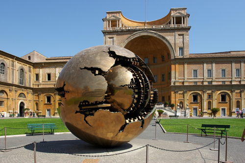 Tourism: Vatican Museum