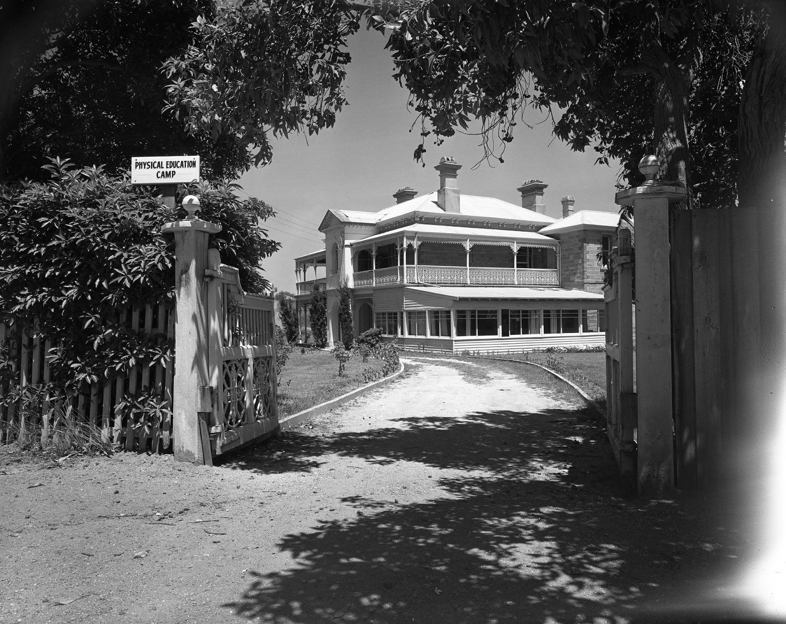 Diary of Dadness Wirksworth House, Bellerive