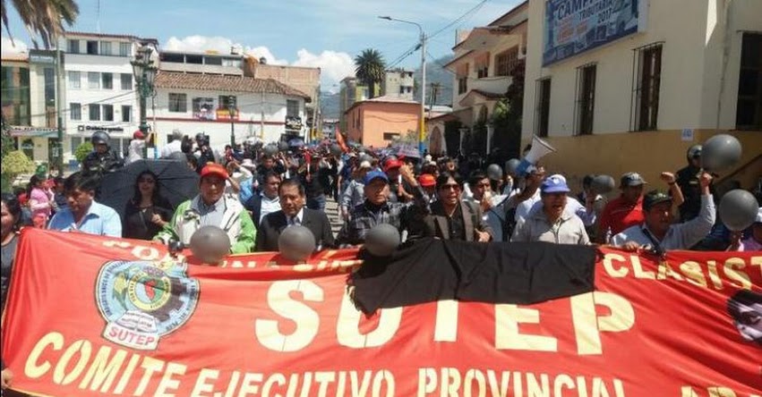 Dirigentes se disputan liderazgo de sindicato magisterial tras protestas Dirigentes se disputan liderazgo de sindicato magisterial tras protestas
