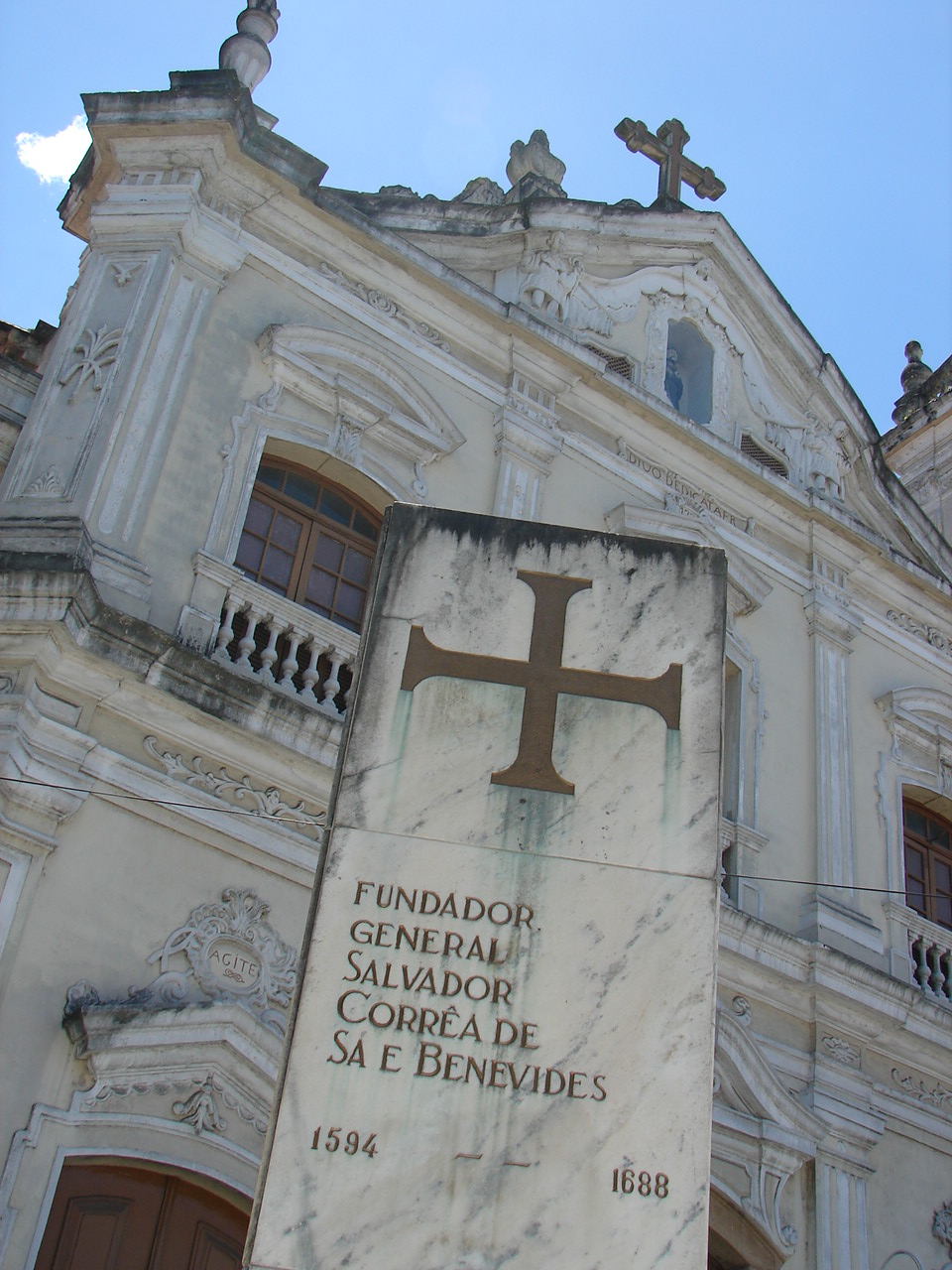 pense diferente ANIVERSÁRIO DE CAMPOS DOS
