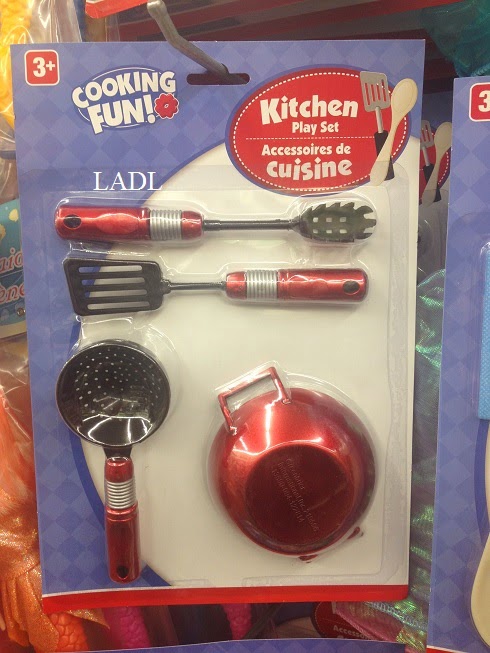 toys r us pots and pans set