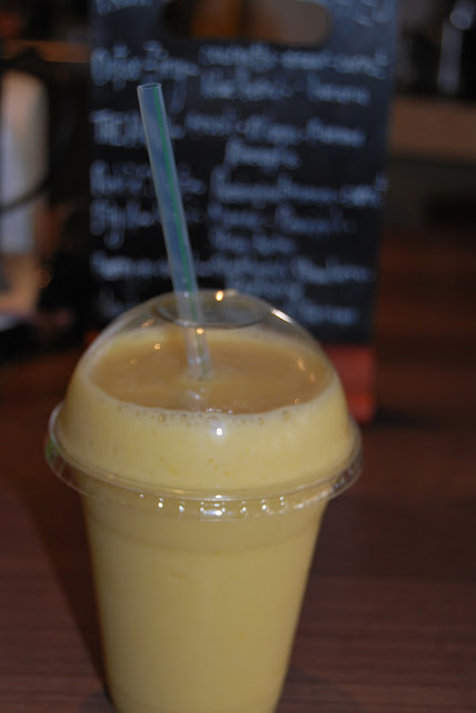 A Guide to smoothies in Brighton, photo by Modern Bric a Brac