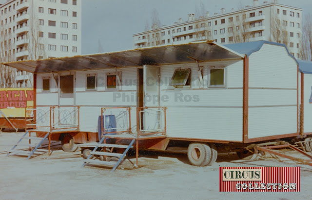 roulotte toilettes du cirque