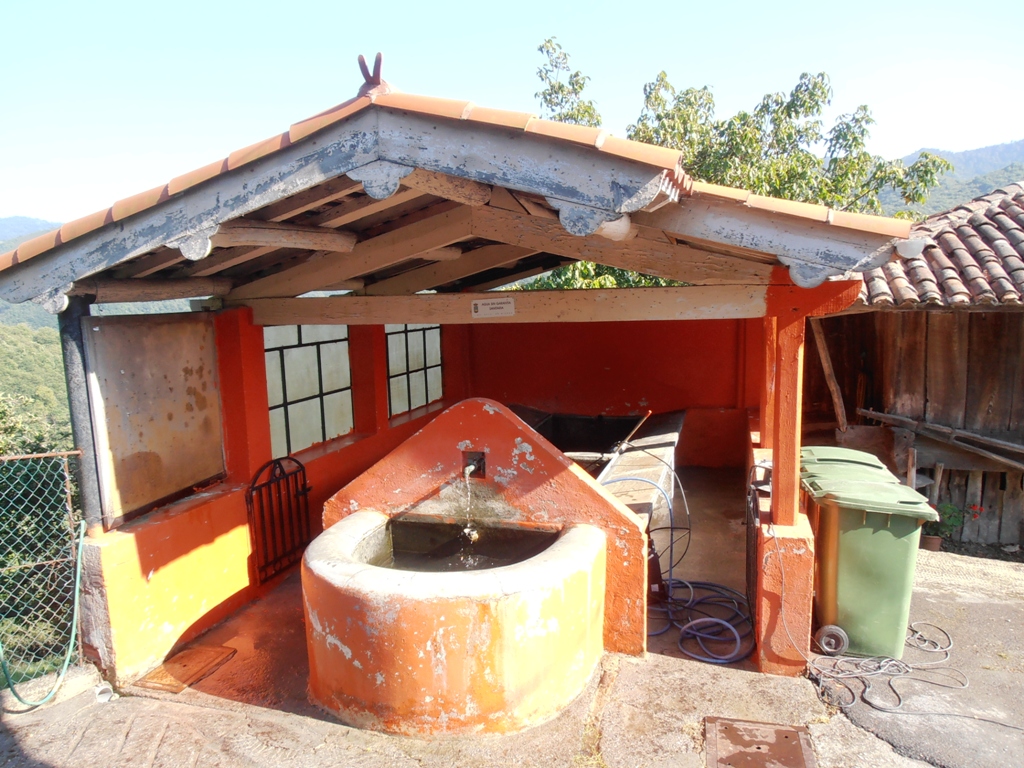 UN LUGAR PARA VIVIR Pandel