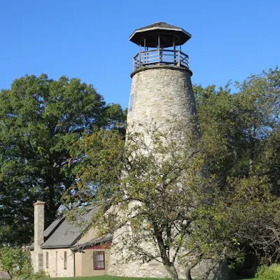 Things to do in Westfield NY: The Barcelona lighthouse