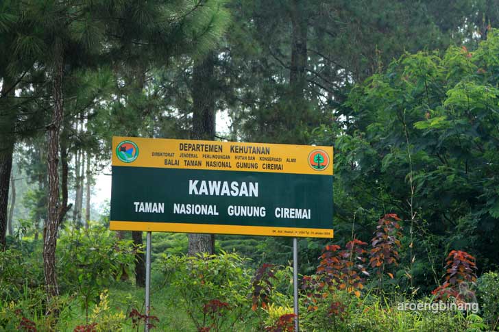 curug putri kuningan