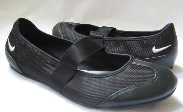 nike shoes flat bottom