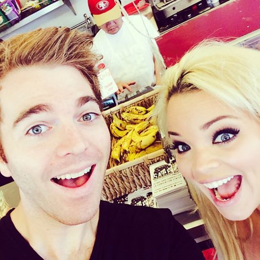 Shane Dawson & Trisha Paytas Break Ebay! The Gossip Factory