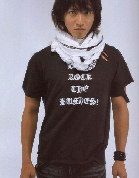 キムタクファッション好きの服バカブログ （SMAP 木村拓哉）: ナンバーナイン 反戦 ダメージTシャツ