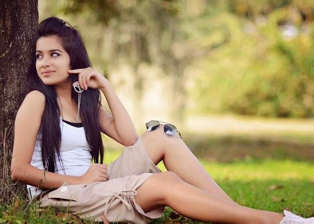 Saragurpal Porn - Actress World: Hot Cute Photos Of Famous Punjabi Model Sara Gurpal