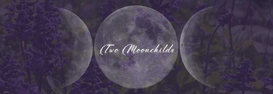 Two Moonchilds