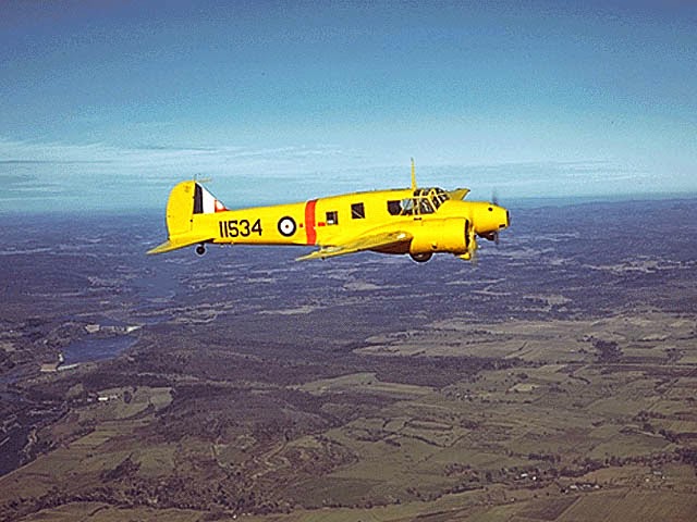 Avro Anson worldwartwo.filminspector.com