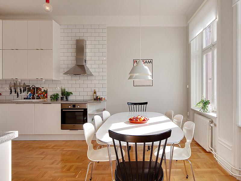 HomeStyling Ana Antunes Wood on the kitchen floor Yes or No