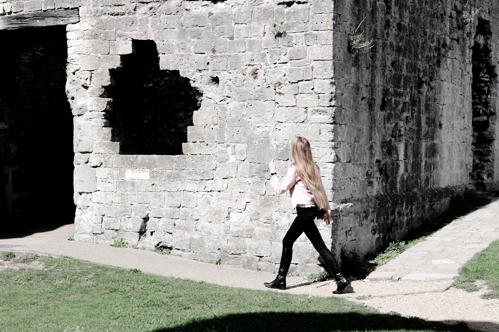 Portchester Castle Travel Blogger UK Travel Blogger Visit to Portchester Castle
